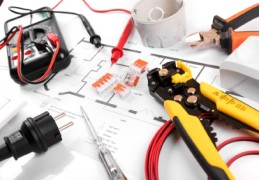 Quels sont les outils indispensables pour vos travaux électriques ?